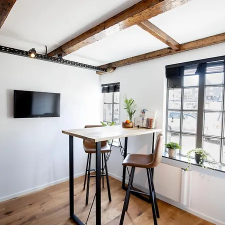 Bed & Breakfast Pakhuis Maassluis