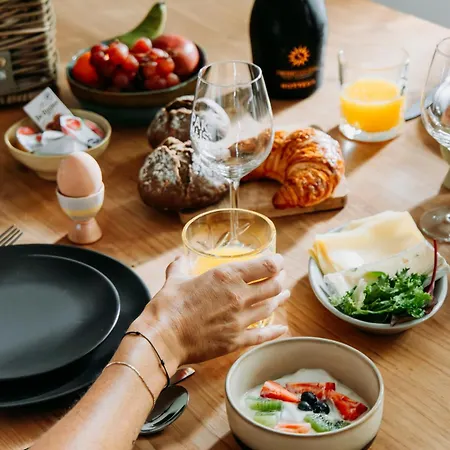 Pakhuis Bed & Breakfast 3*