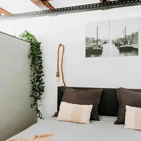 Pakhuis 马斯劳斯