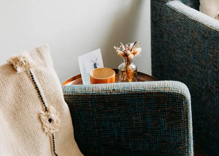 Pakhuis לינה וארוחת בוקר