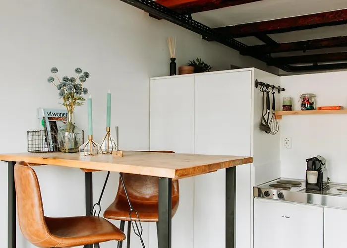 לינה וארוחת בוקר Pakhuis