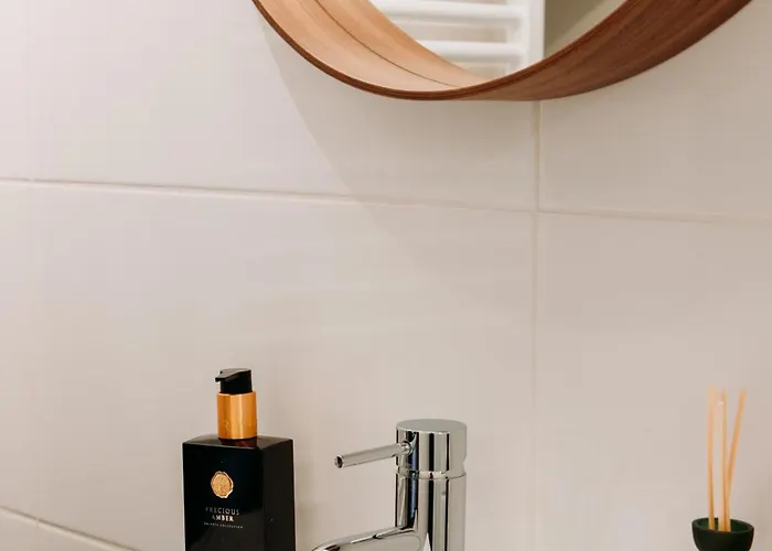 Pakhuis לינה וארוחת בוקר מאס-סלאוס